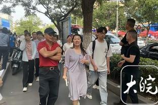 费迪南德：如果穆西亚拉选择正确的道路，他有潜力赢得金球奖